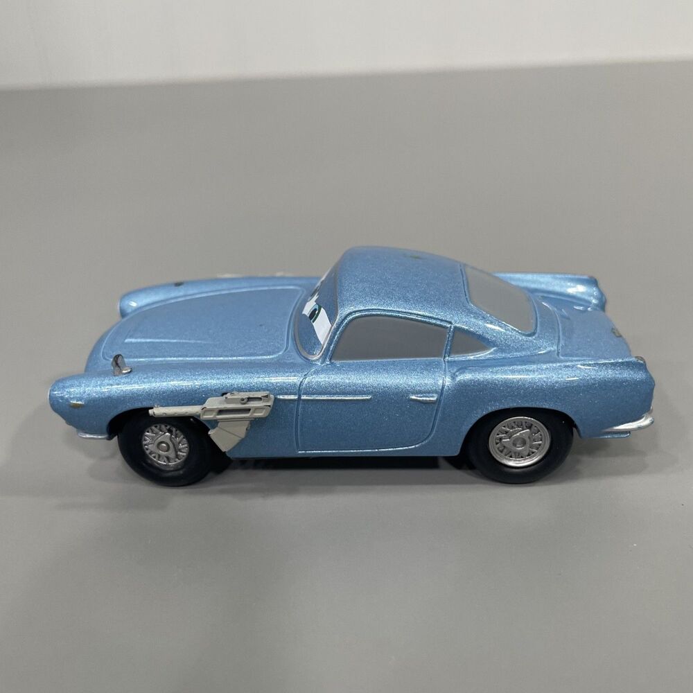 Disney Cars Finn McMissile Silver Secret Agent Spy Mattel Diecast Loose 1:55 - Picture 3 of 7